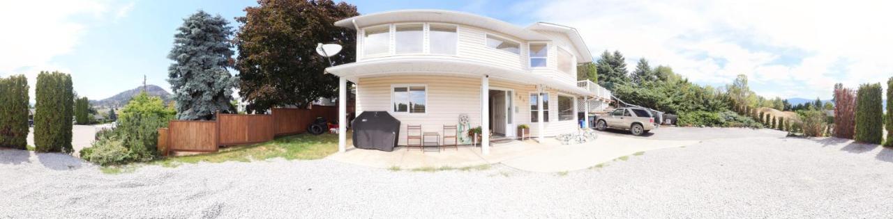 ווסט קלונה Rodee Homestay מראה חיצוני תמונה